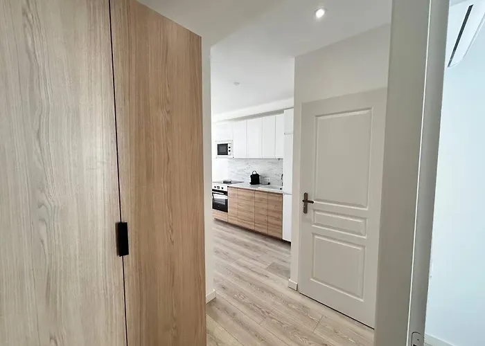 Mia- 4 Pers- Standing Neuf, Hyper Centre- Terrasse * Saint-Raphaël